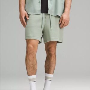 Steady State Relaxed-Fit Short 5" Palm Court